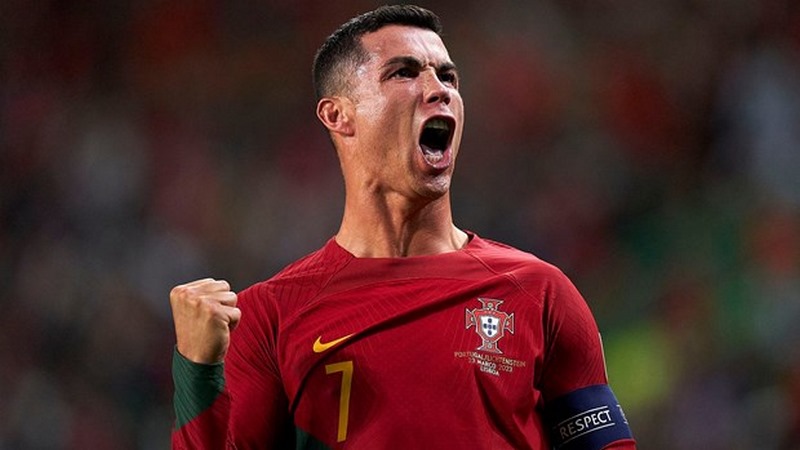 Cristiano Ronaldo siêu sao tại Bồ
