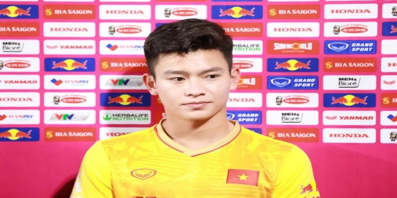 Phan Tuấn Tài cầu thủ đẹp trai nhất đội tuyển Việt Nam 